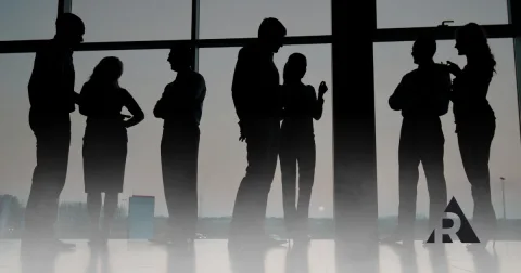 RA000151 If Scrum Teams Become Too Large 480x252 png